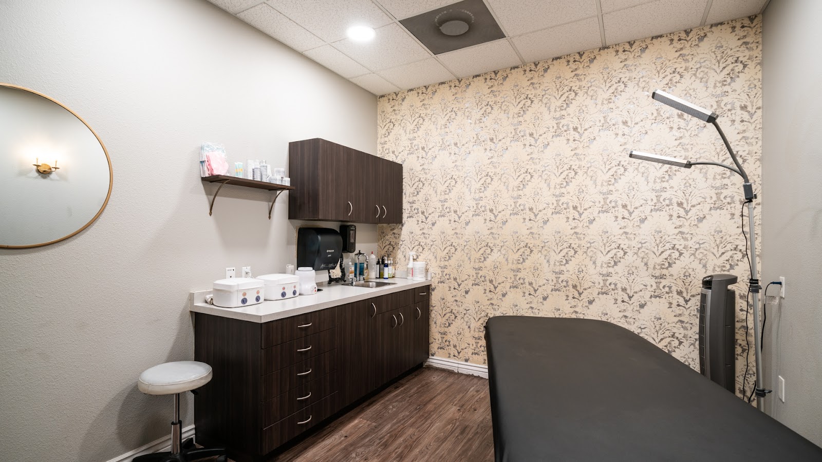 Hello Sugar | Fashion Square - Brazilian Wax & Sugar Salon — photo 2