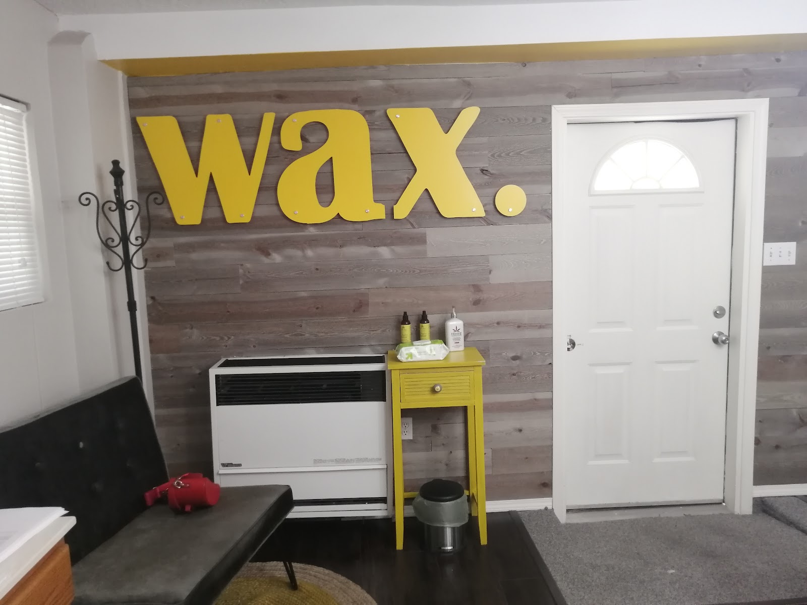 Brazilian Wax Expert — photo 2