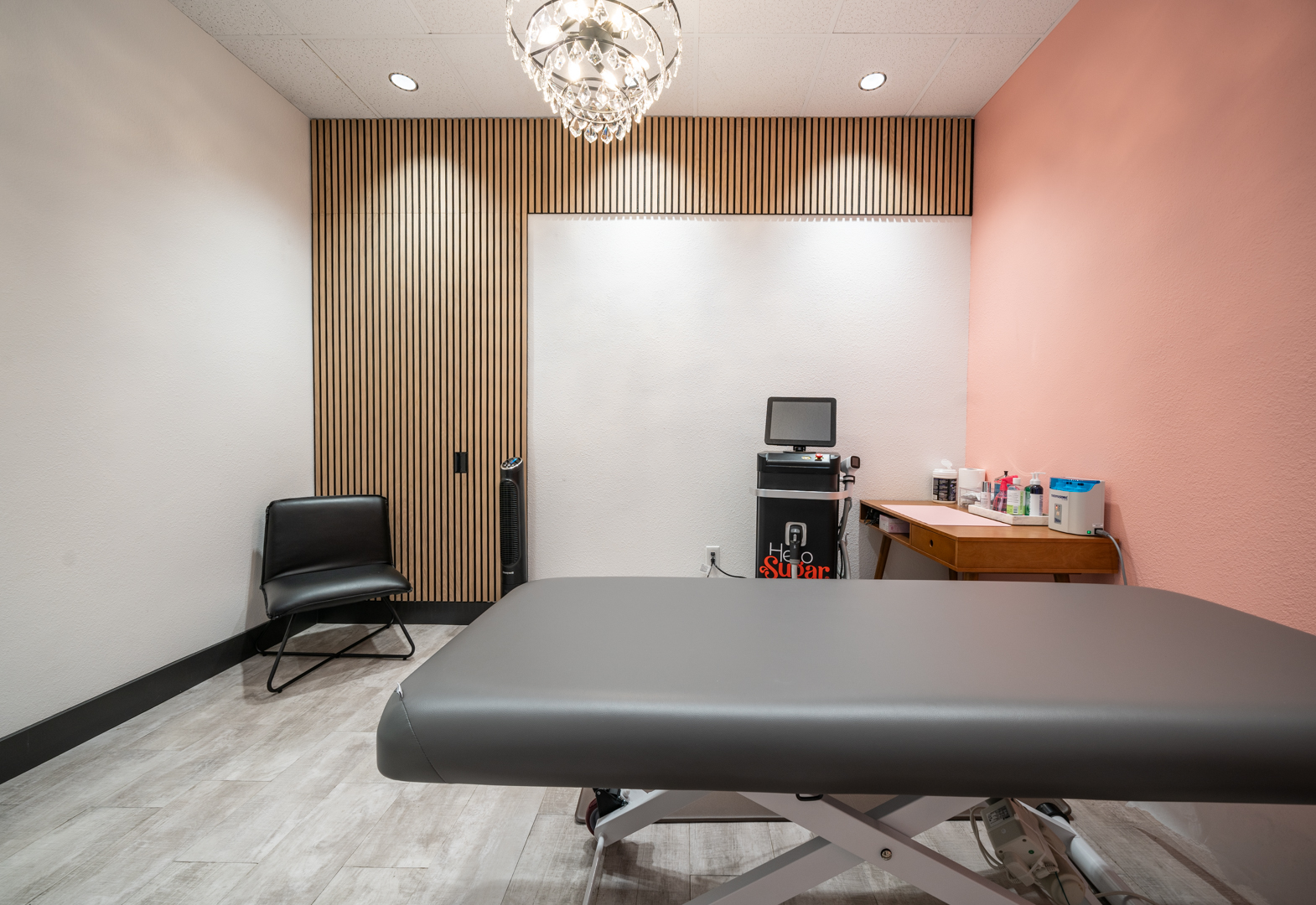 Hello Sugar | Paradise Valley Wax Sugar & Laser Hair Removal — photo 2