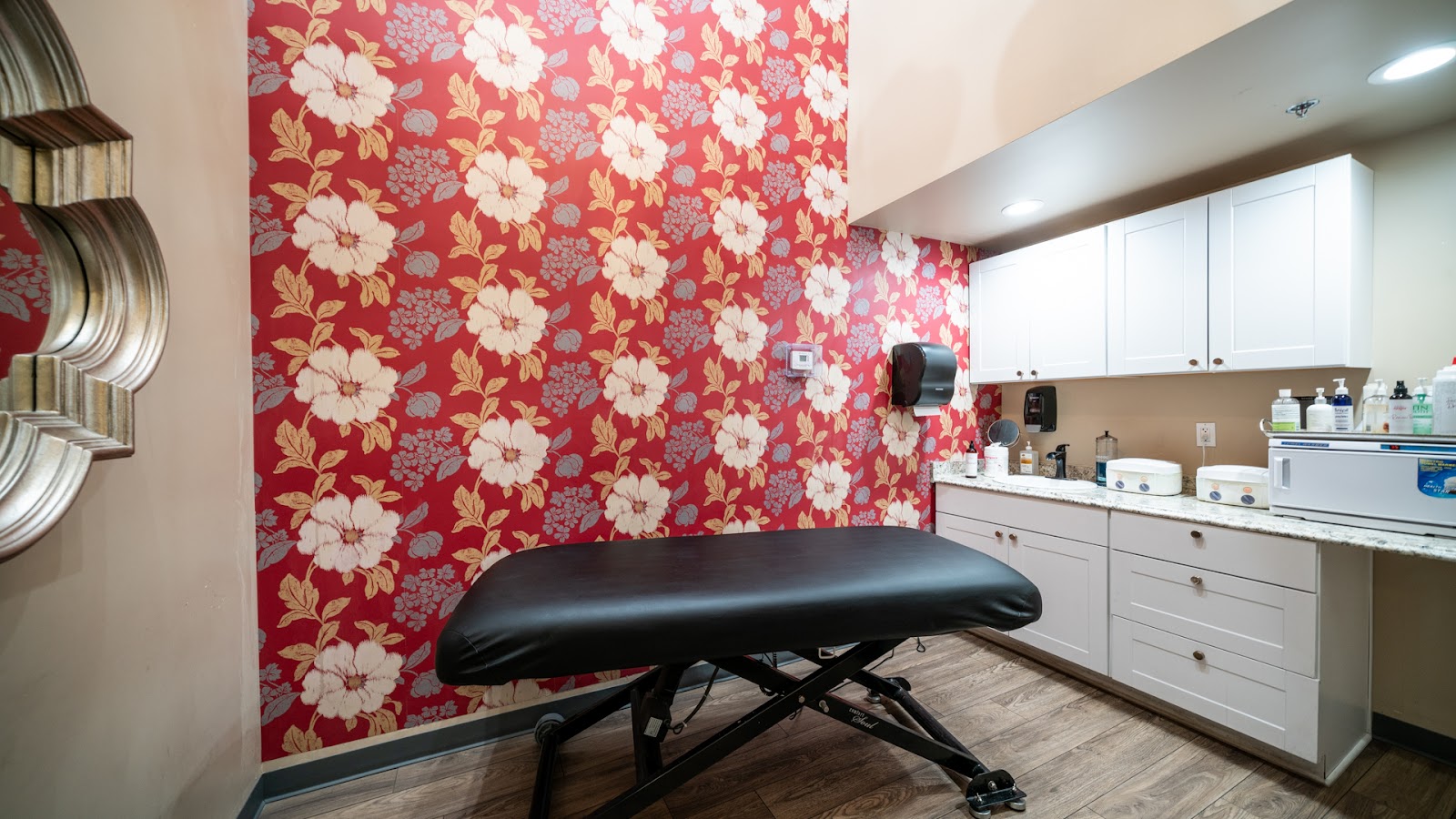 Hello Sugar | Arcadia - Brazilian Wax & Sugar Salon — photo 2