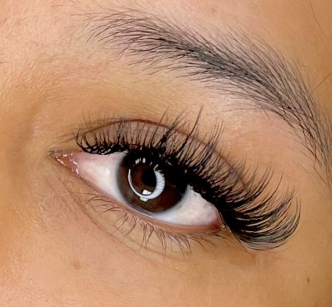 SKINCHÍC | waxing • facials • lash bar — photo 3