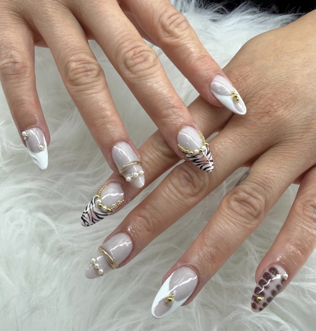 Beverly Hills Premier Nail Salon Pittsburgh — waxing salon in Pittsburgh