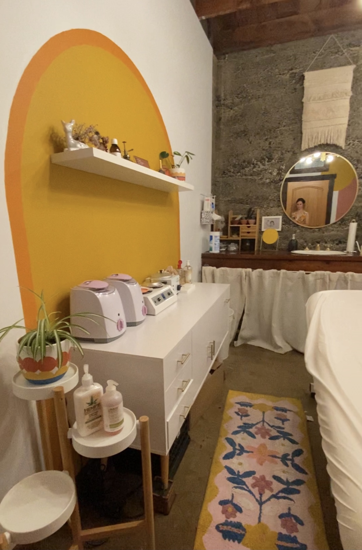 The Waxing Moon Parlor — photo 3