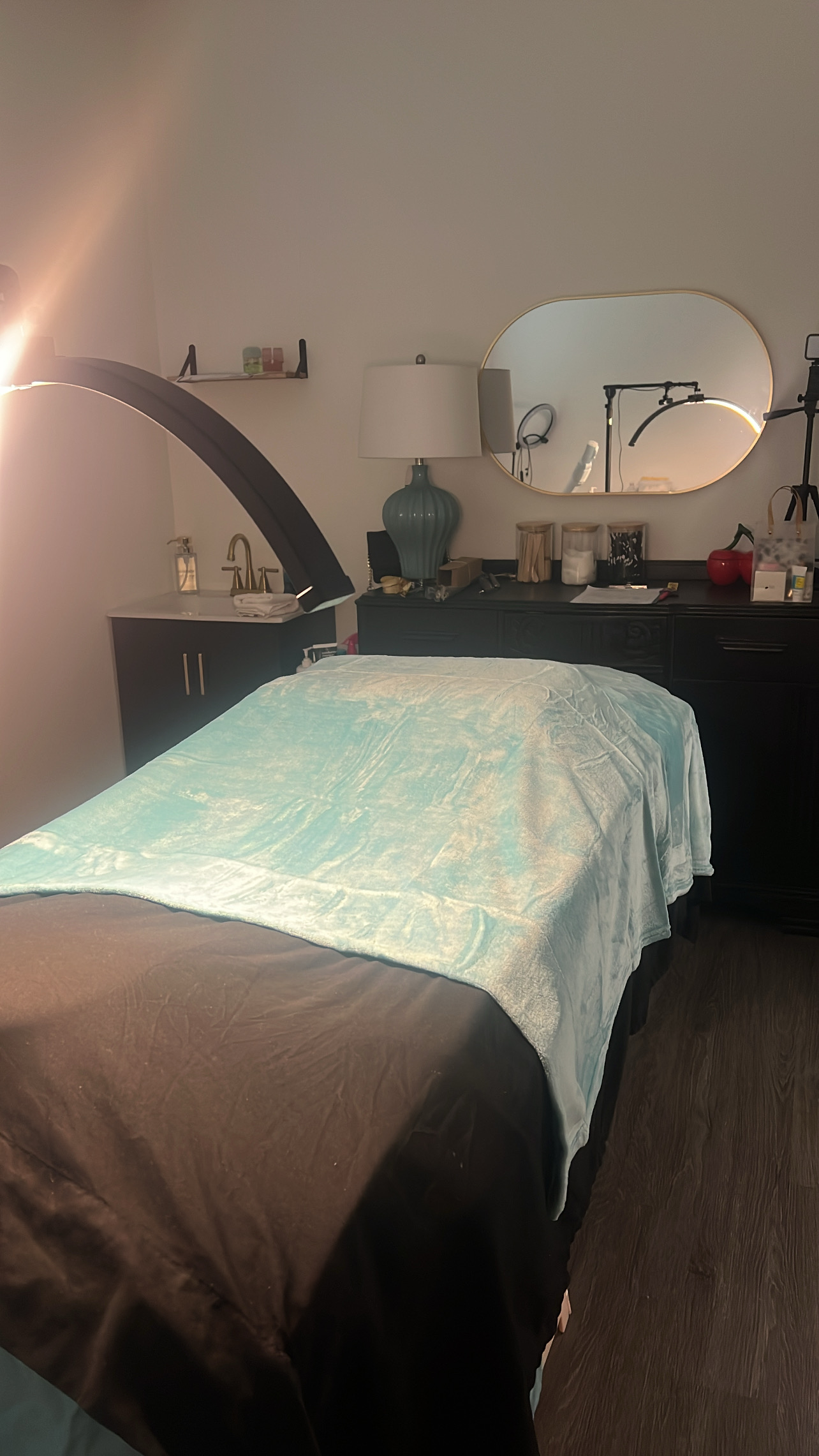 Cherry Bottoms Aesthetics - Skincare & Waxing — photo 2