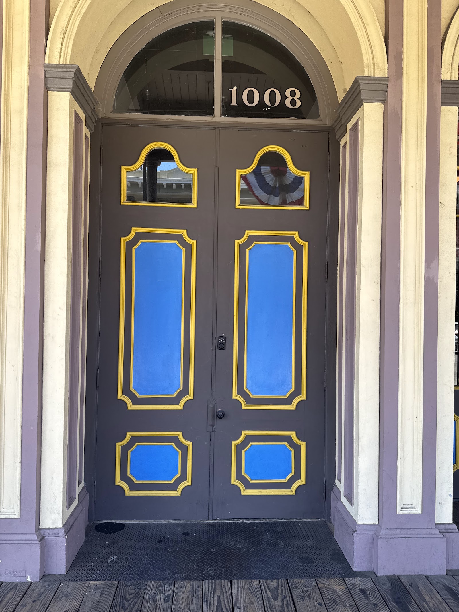 Executive Glow — photo 2
