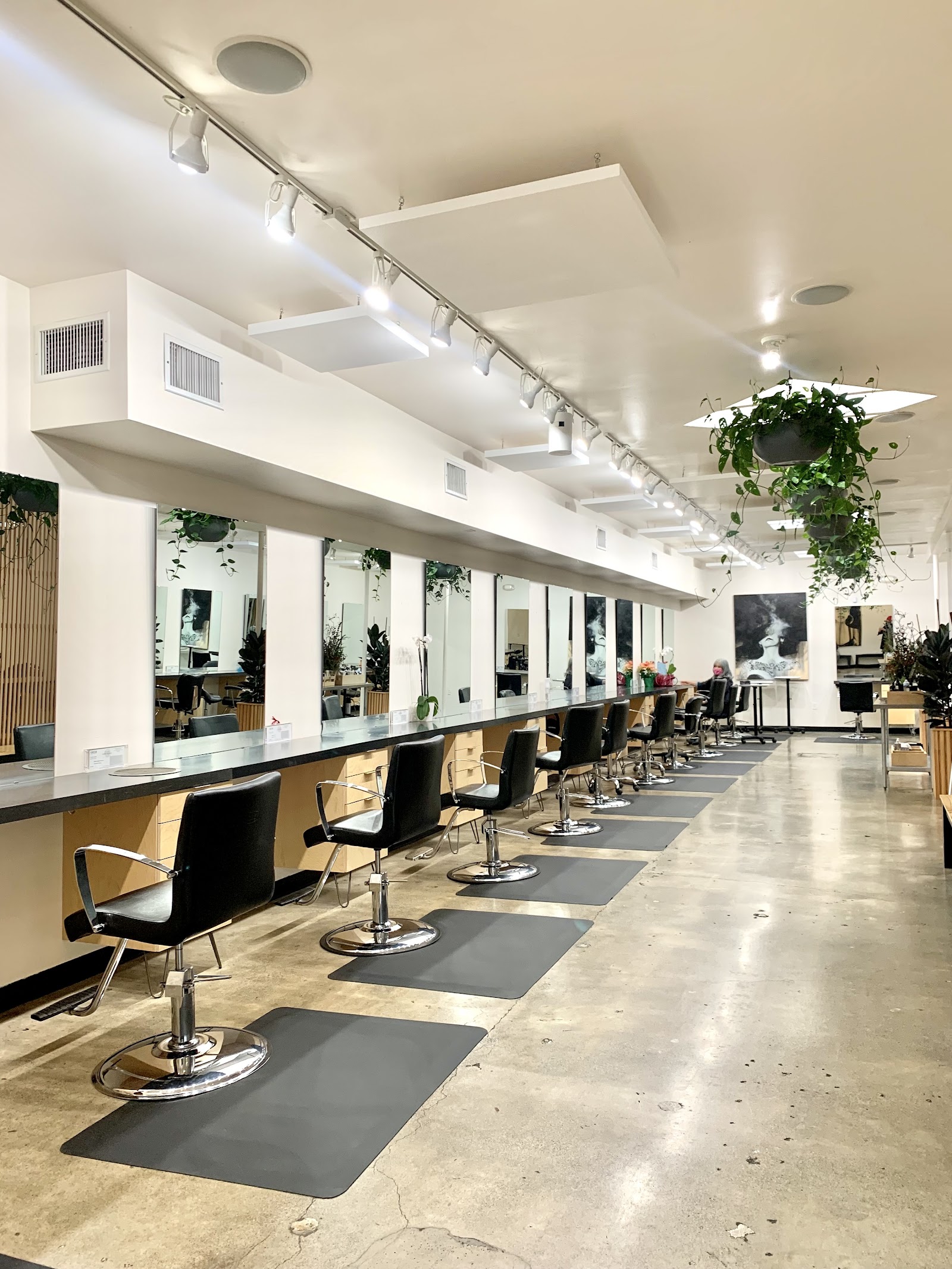 RKS SALON — photo 2