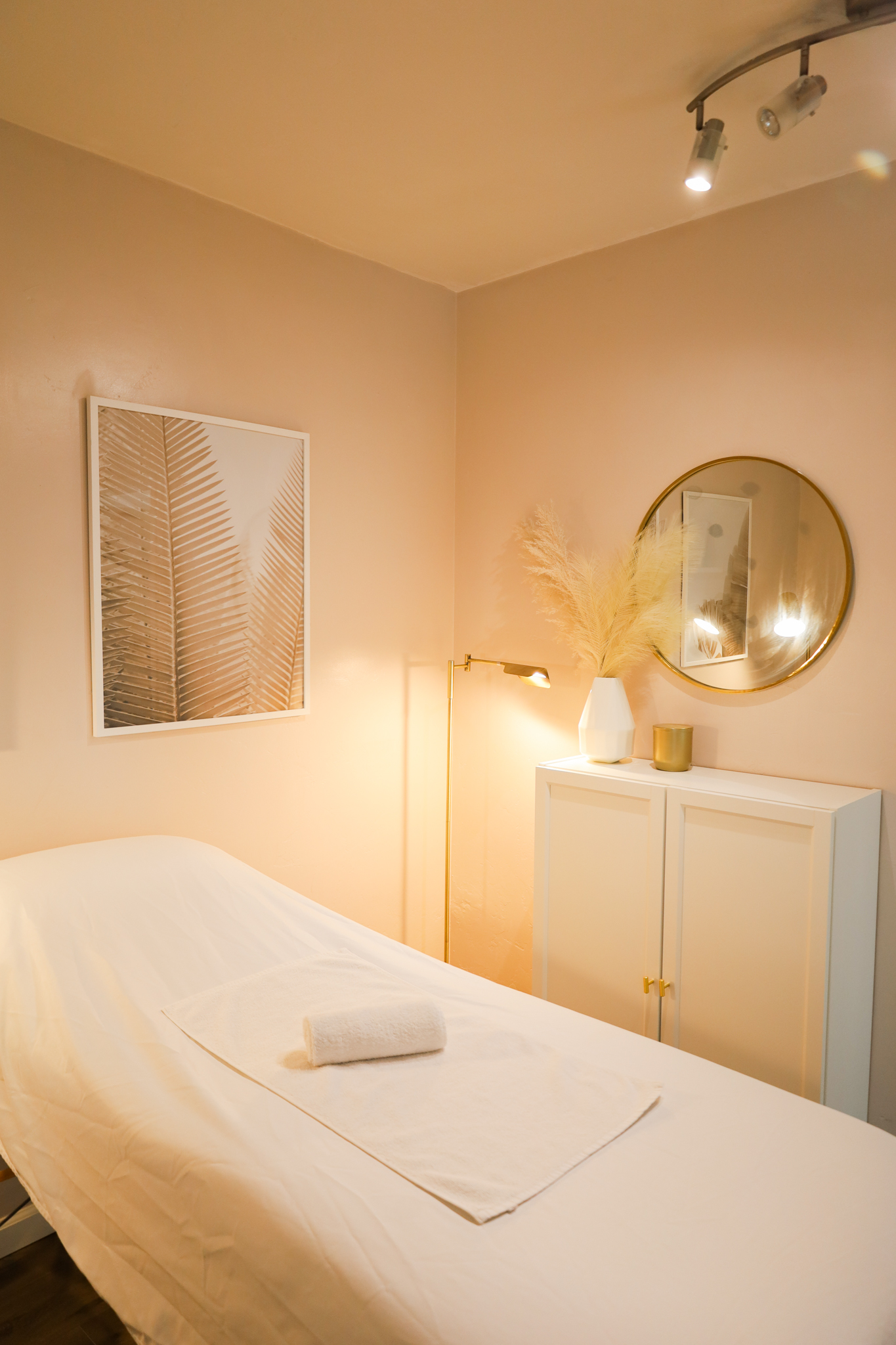La Di Da Sugaring — waxing salon in San Diego