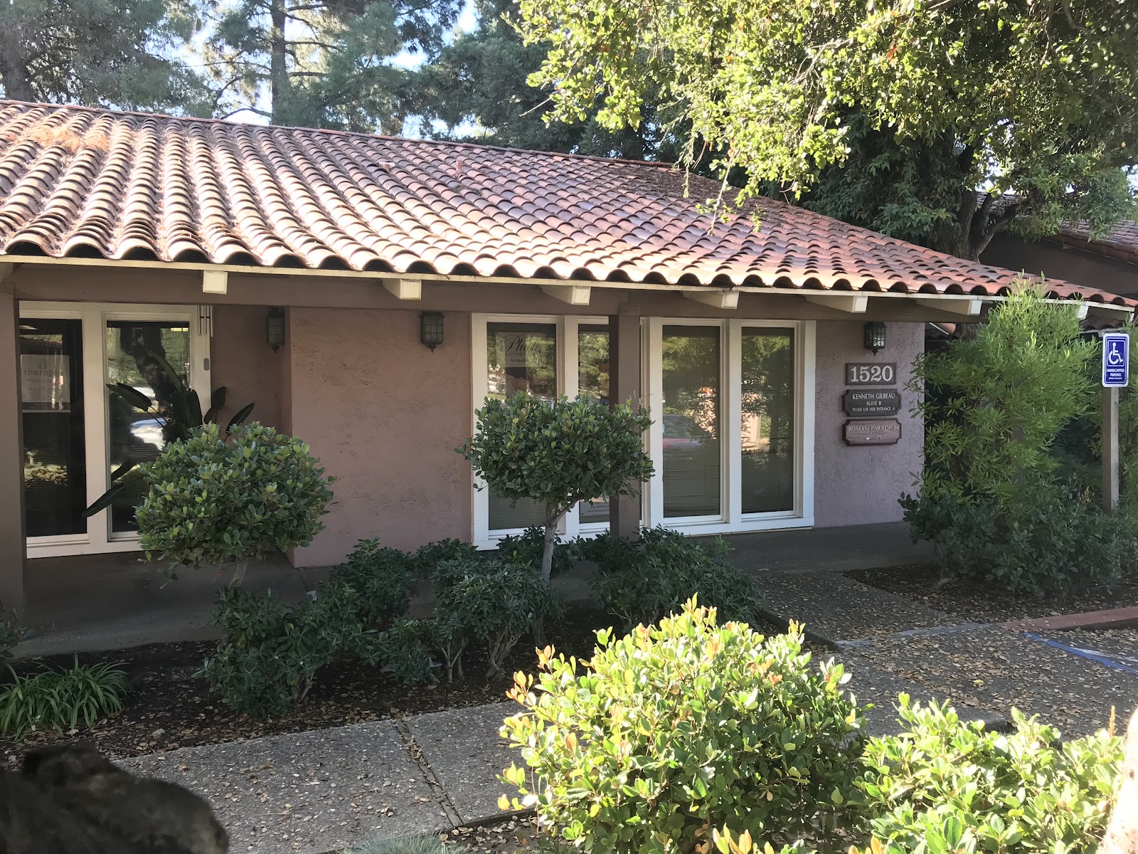 LG Waxing & Esthetics, LLC DBA Moderne Beauty — photo 2