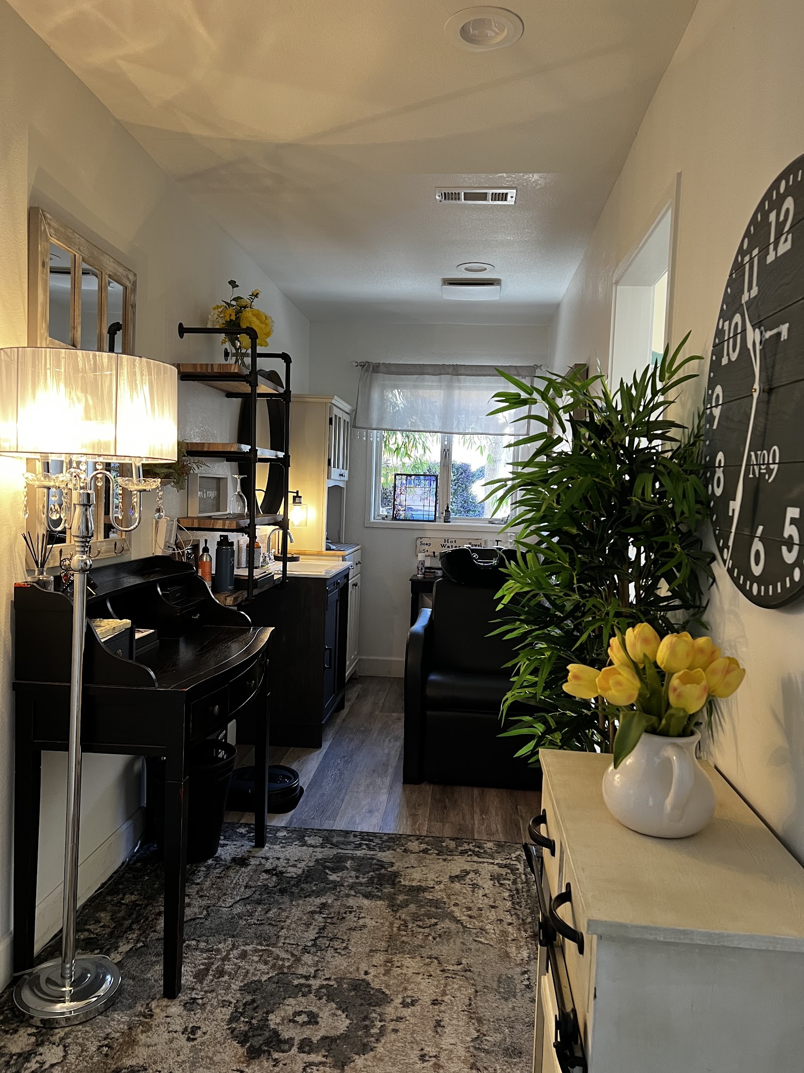 Strada Salon & Day Spa — photo 3