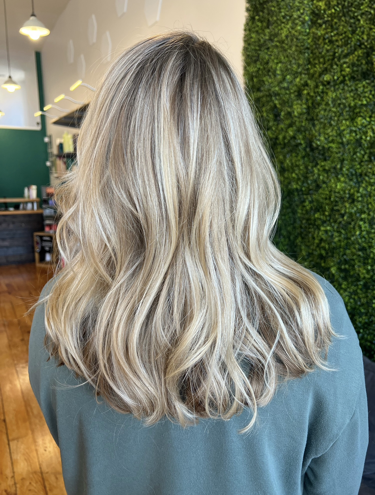 Salon One Six One — photo 3