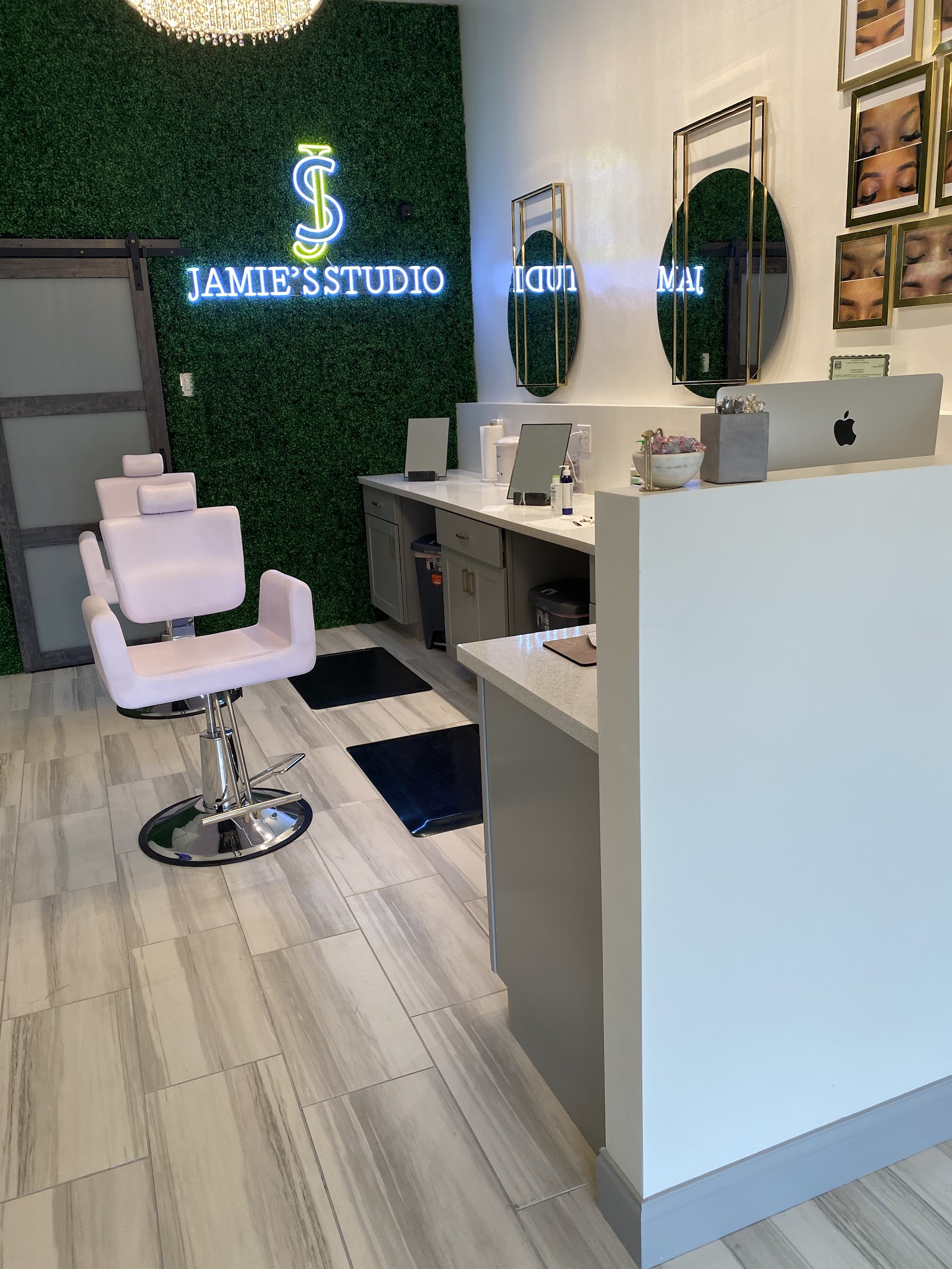 Jamie's Studio — photo 3