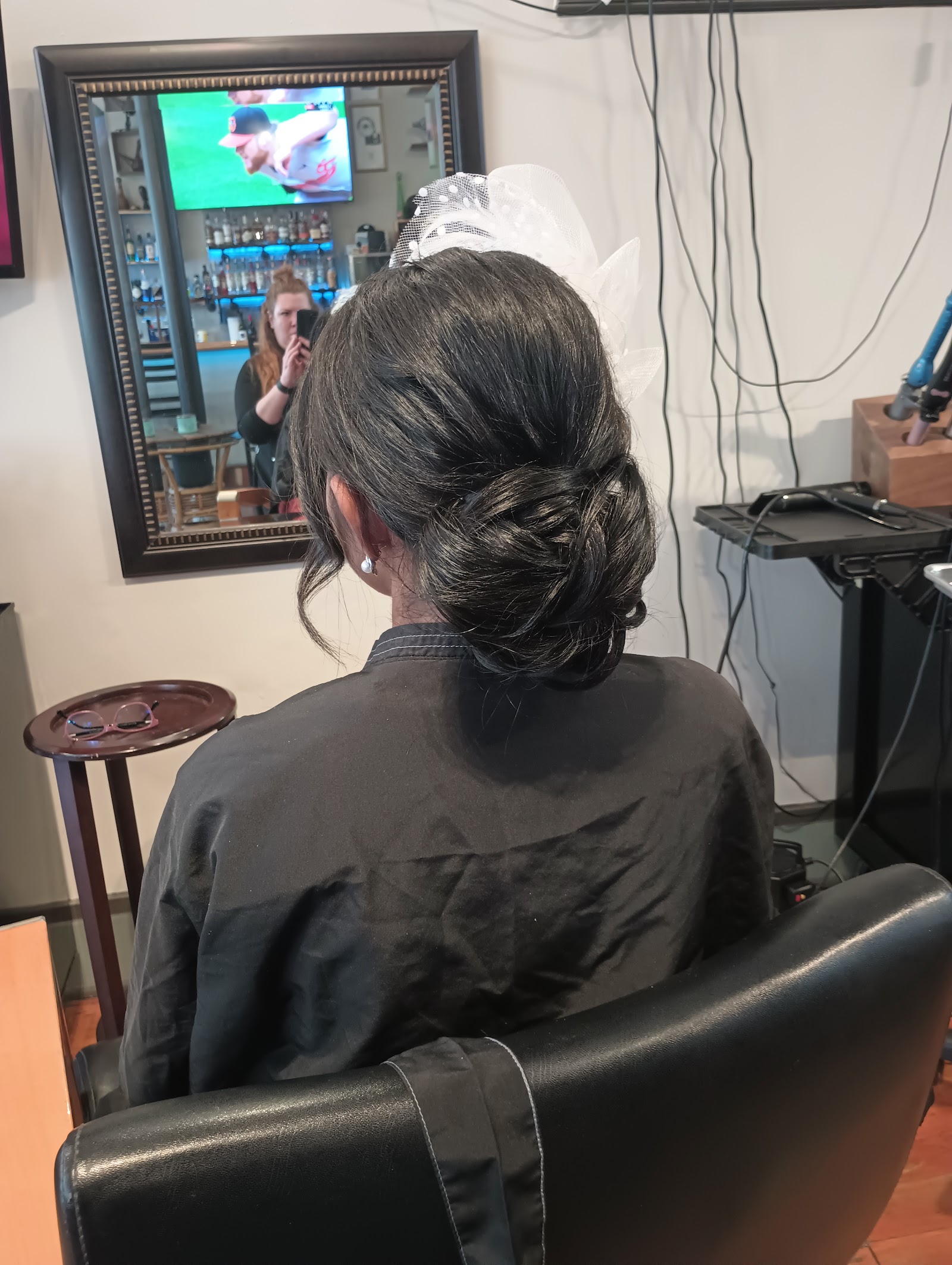 Zephyr Bar + Salon — photo 3