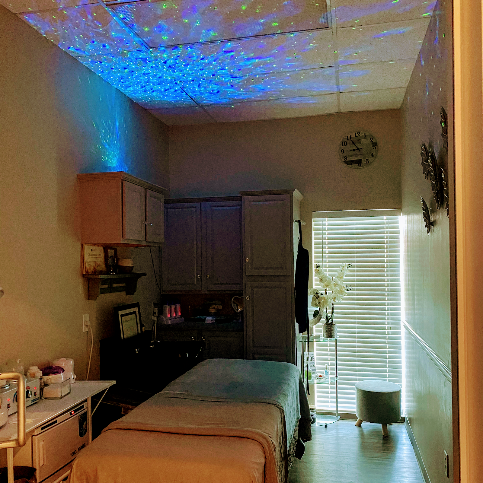 Caramel Skincare and Sugaring salon suites — photo 2
