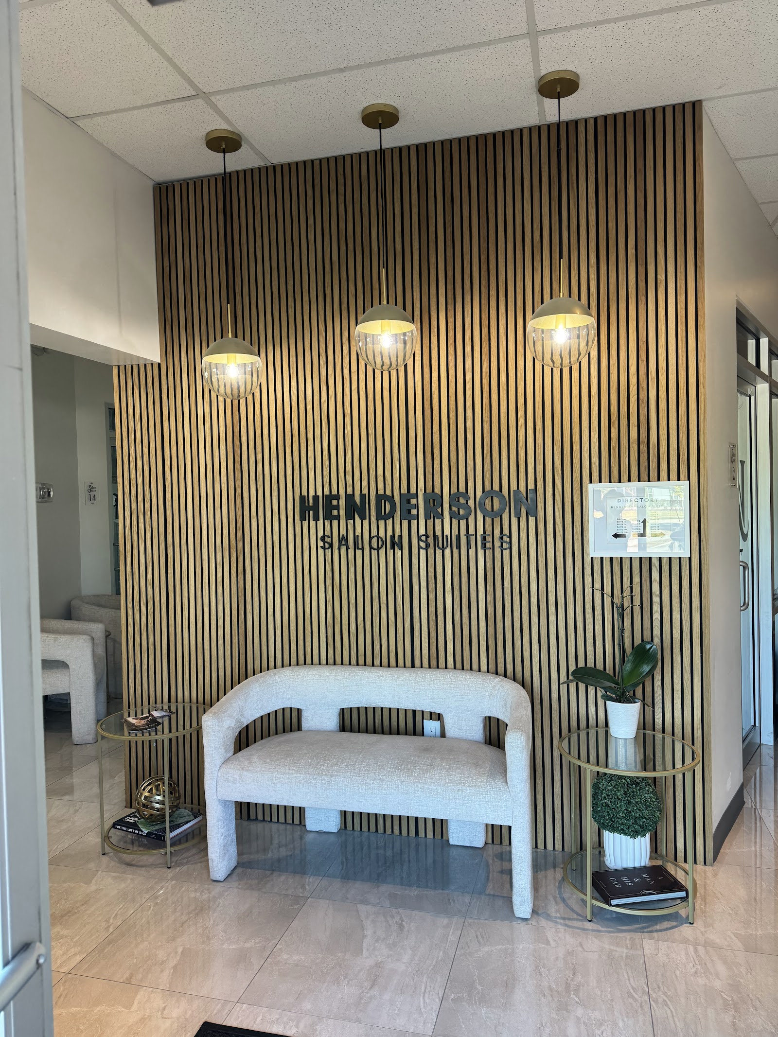 Caramel Skincare and Sugaring salon suites — photo 3