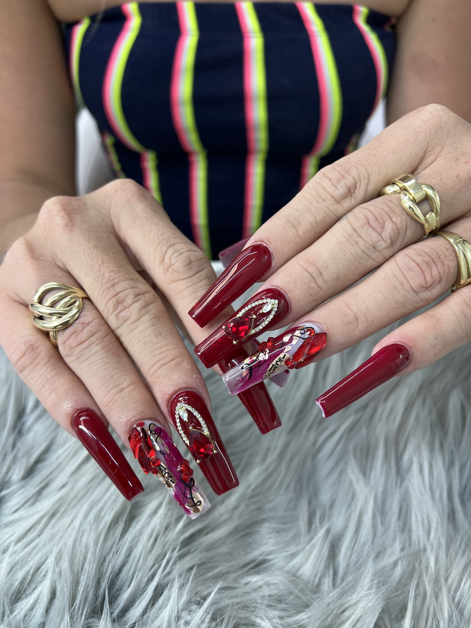 Royal Nails & Lashes Spa — photo 2