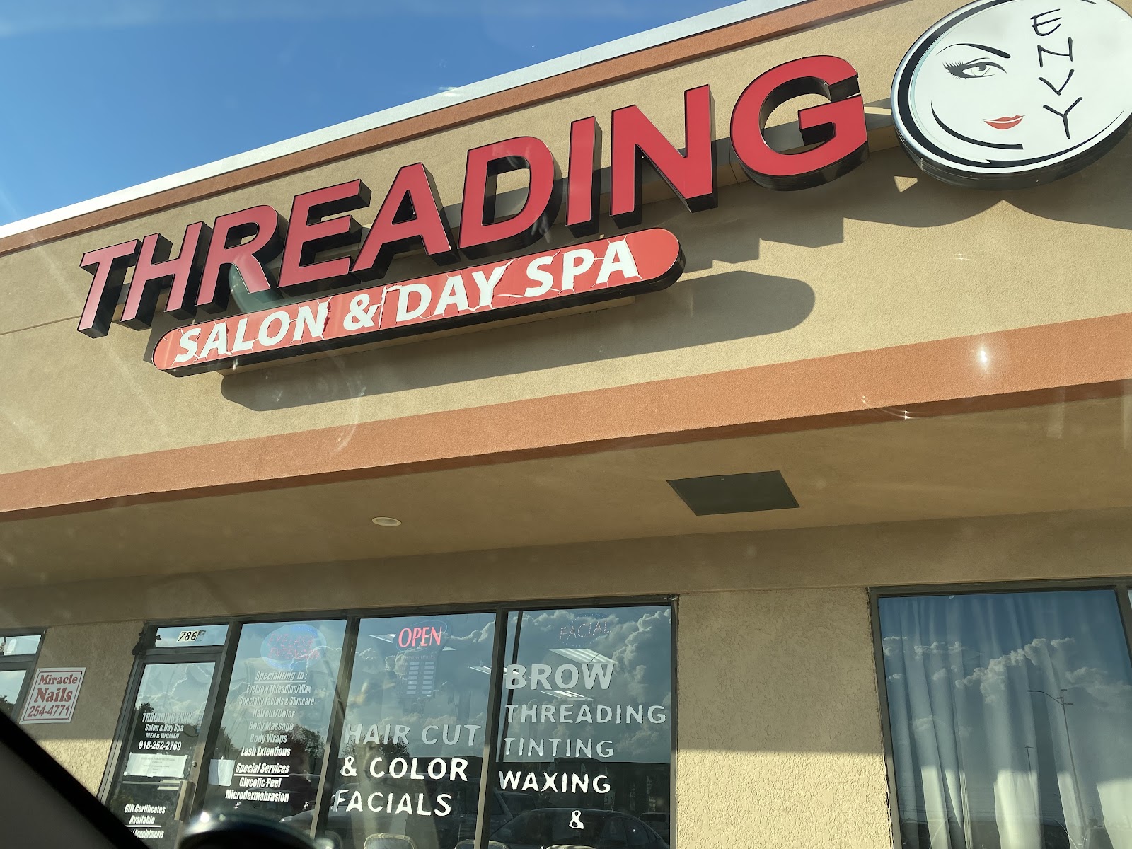Threading Envy Salon and Day Spa — photo 2