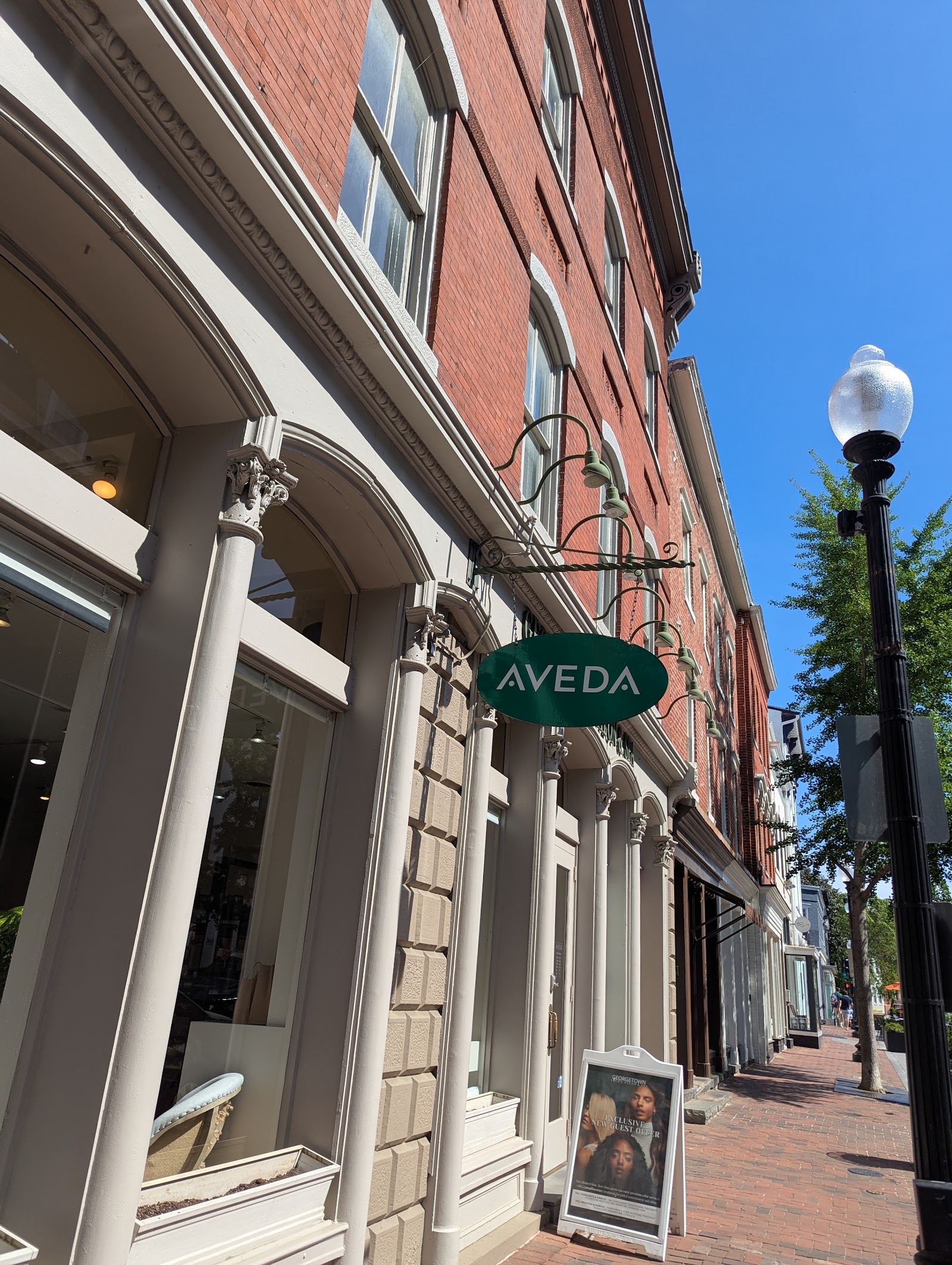 Georgetown Aveda Salon & Spa — photo 2