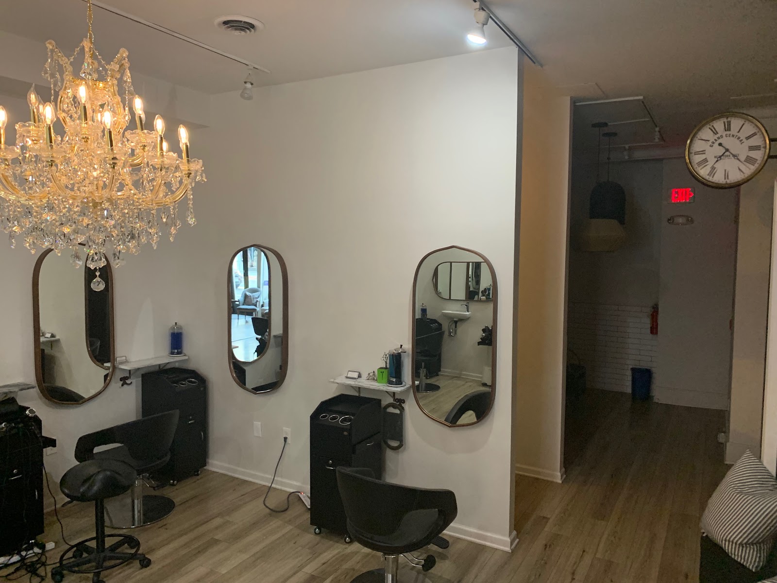 Georgetown Aveda Salon & Spa — photo 3