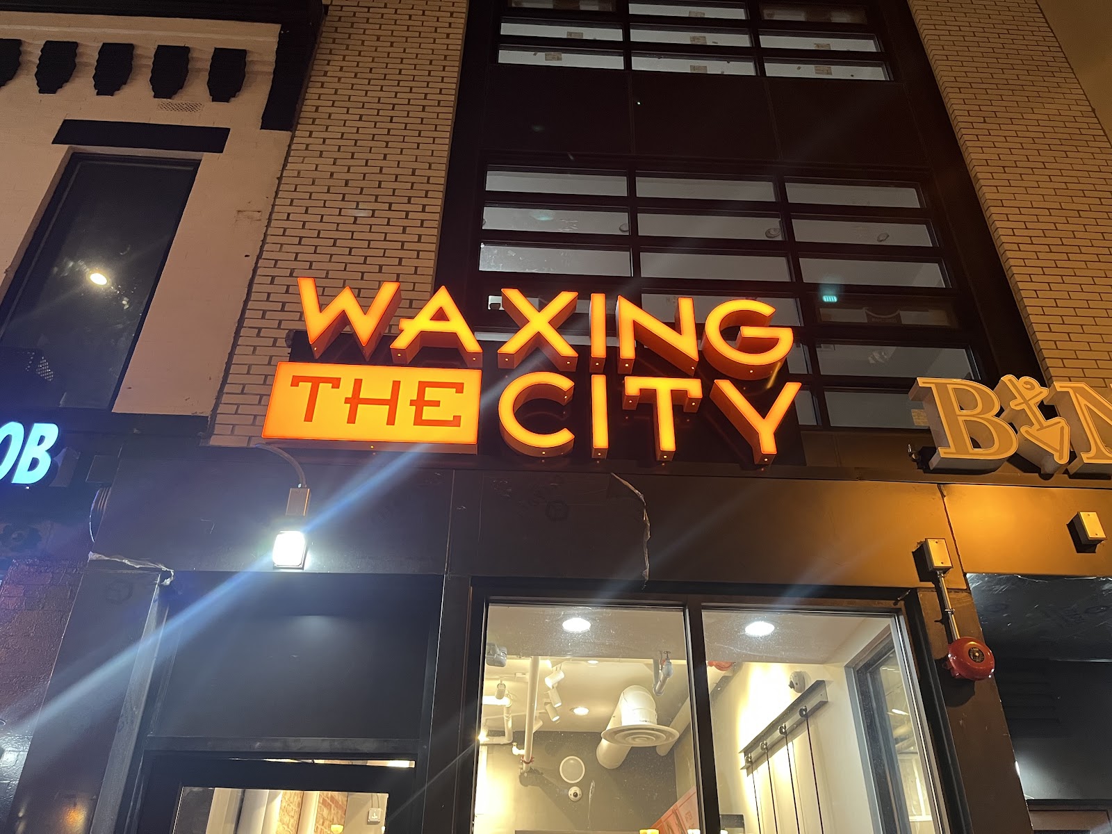 Waxing the City — photo 2