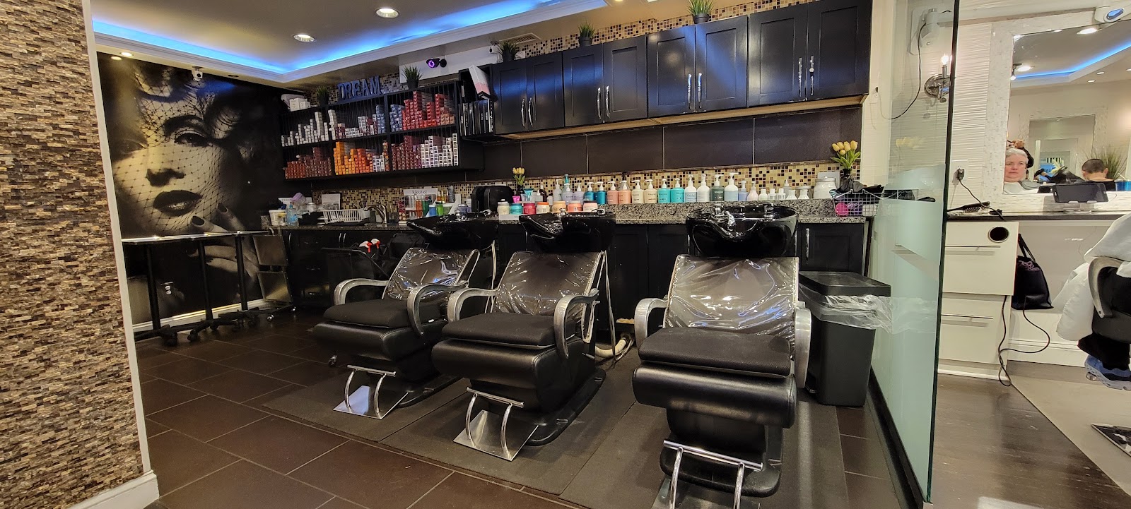 Spa Logic Hair Salon & Day Spa — photo 2