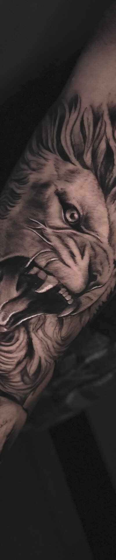 Royal Nine Tattoo tattoo parlor in Dallas, TX