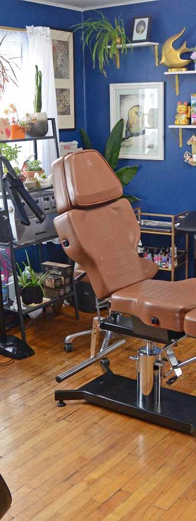 Salty Siren Tattoo Lounge in Greenwood, IN