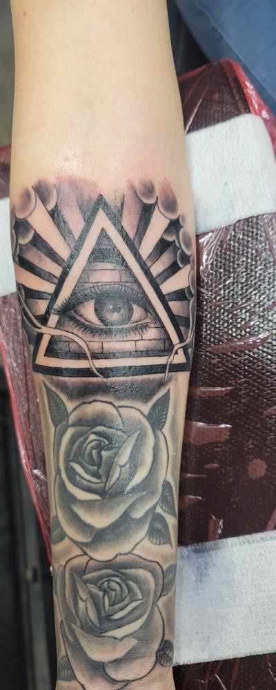 End Of Times Tattoo Studio in Los Angeles, CA