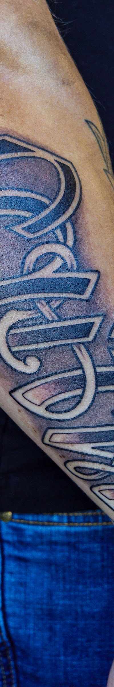 Graves Ink Tattoo Studio in San Antonio, TX