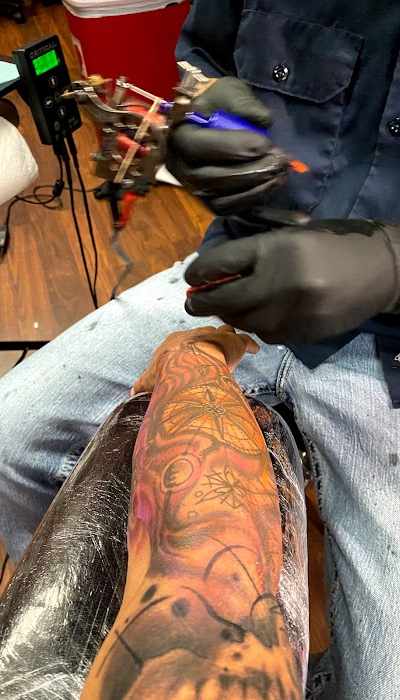 Tattoo Artist Bobby G in Bellevue, NE