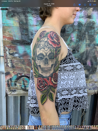 Cruz Tattooz Studio in El Paso, TX