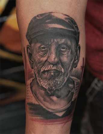 Art in the skin tattoo shop in Glendale, AZ