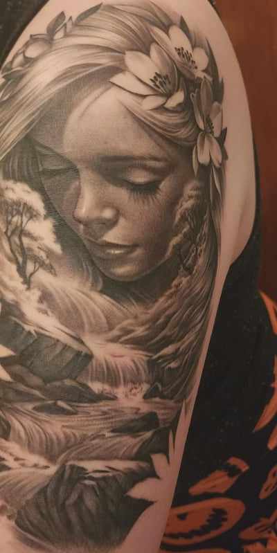 Timewarp Tattoo and Piercing in Kissimmee, FL