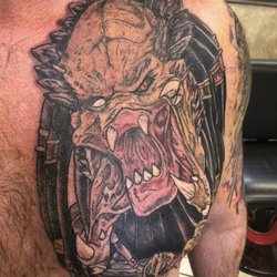 Bully's Tattoos in Sanford, FL