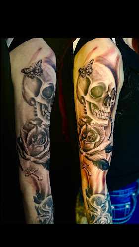 Hard Line Collective Tattoo Studio in Tacoma, WA