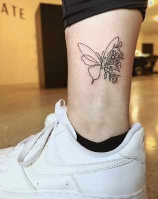 Elevated Fine Line Tattoo Studio in Westerville, OH