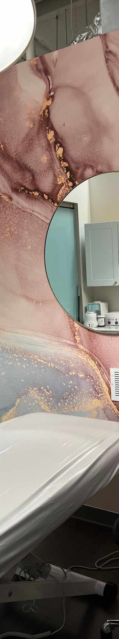 Hello Sugar | Perimeter Woods - Brazilian Wax & Sugar Salon in Charlotte, NC
