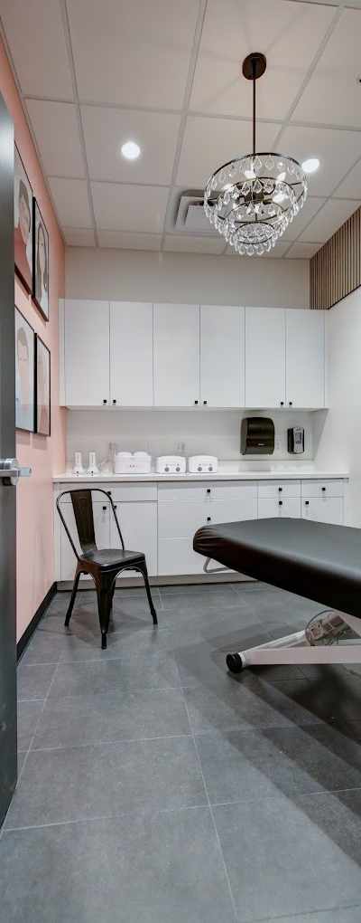 Hello Sugar | Oak Park - Brazilian Wax & Sugar Salon in Chicago, IL