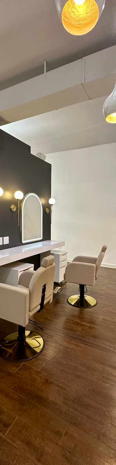 Painless Waxing Boutique in Chicago, IL