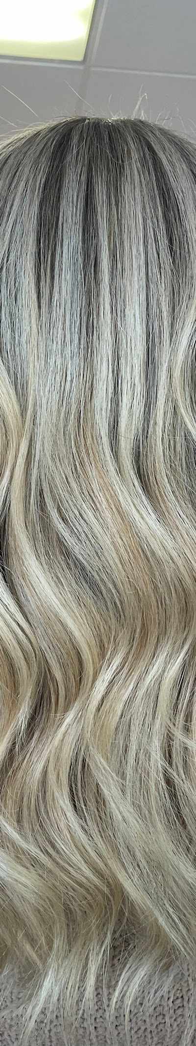 West Park Beauty Salon in Cleveland, OH