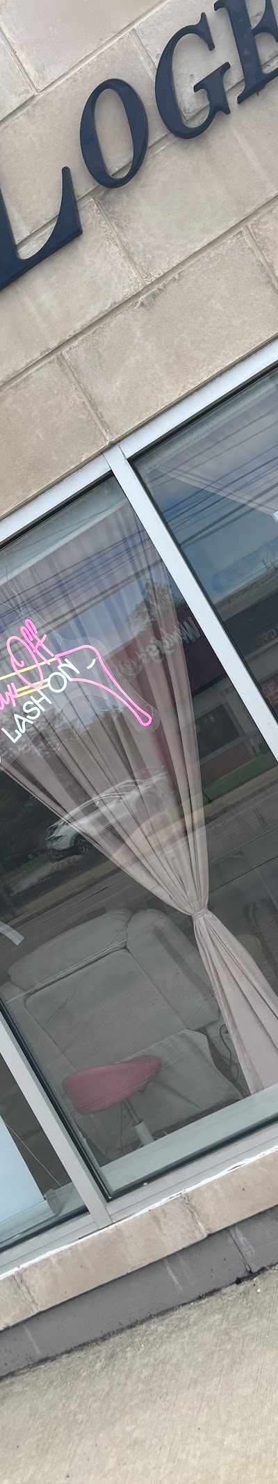 Wax Off Lash On in Cleveland, OH