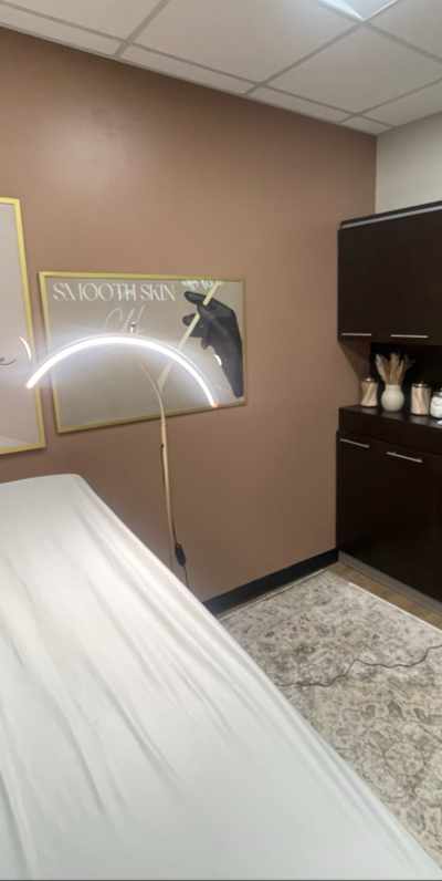Waxing By Taylor in Des Moines, IA