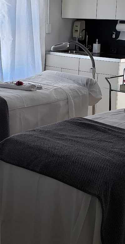 XES Beauty Lounge in Hartford, CT
