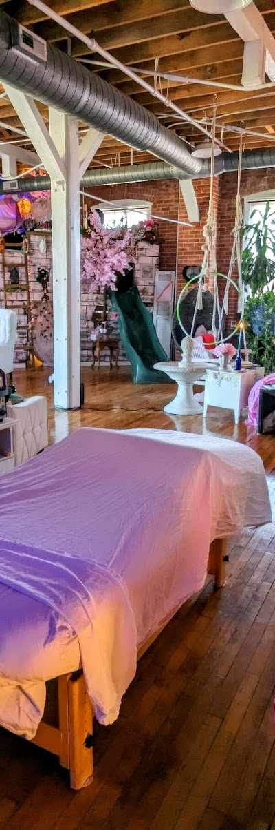 Crossroads Spa in Kansas City, MO