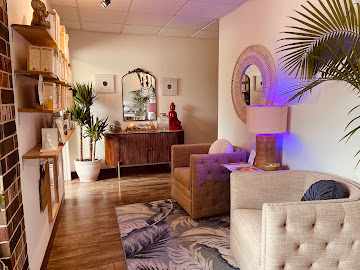 OM MANTRA SPA in Madison, WI