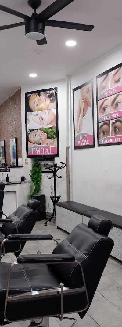 Looks Threading Beauty Salon in New York, NY