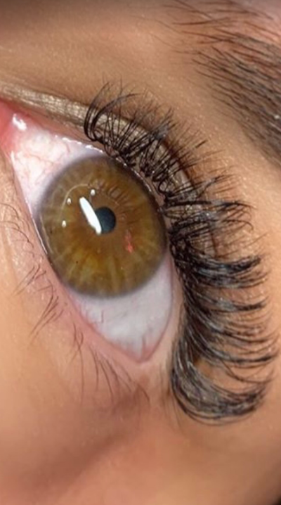Oh La La Brow Bar & Lash Studio in Orlando, FL