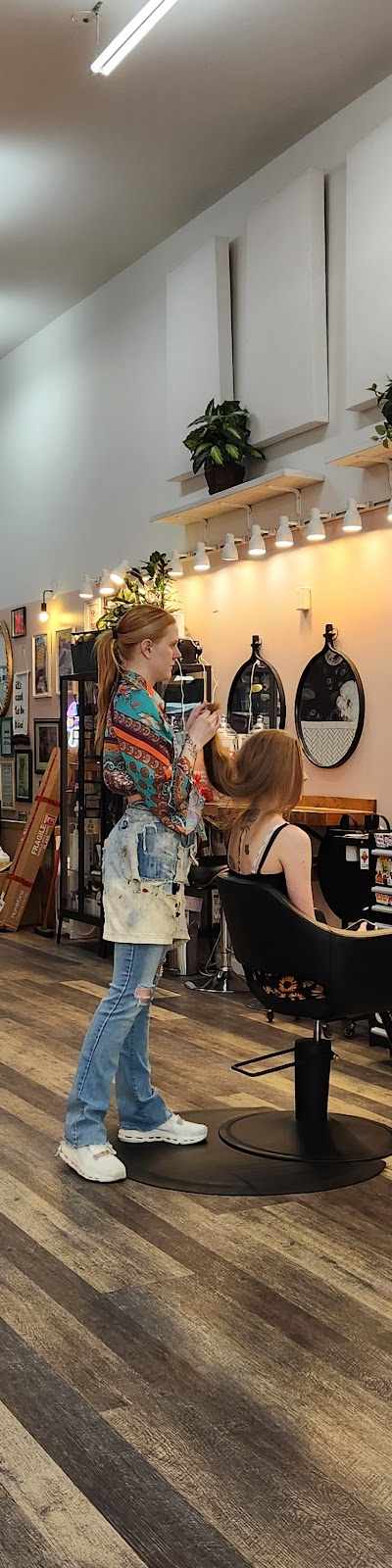 Bloom Beauty Parlor in Pittsburgh, PA