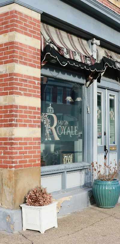 Salon Royale in Pittsburgh, PA