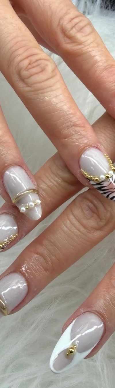 Beverly Hills Premier Nail Salon Pittsburgh in Pittsburgh, PA
