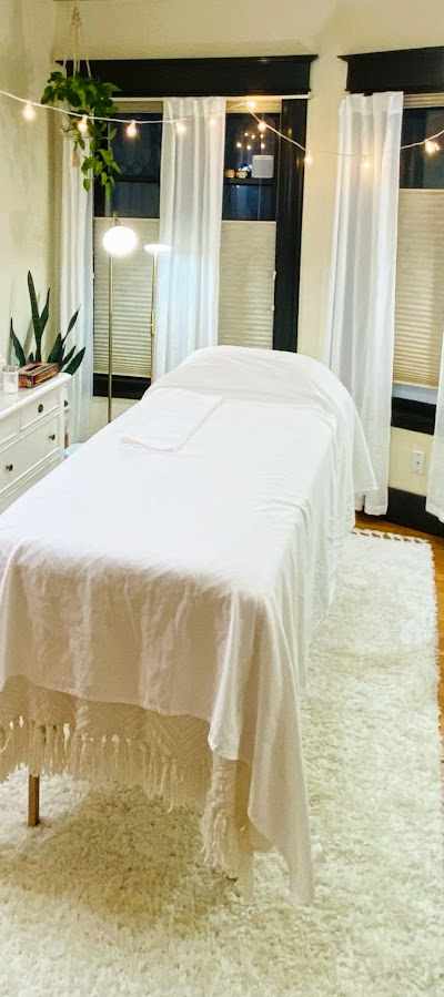 Flora Sugaring & Esthetics in Portland, OR